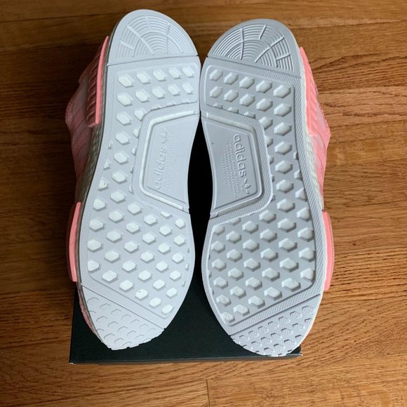 Adidas NMD R1 Pink / White Shoes - Picture 6 of 9